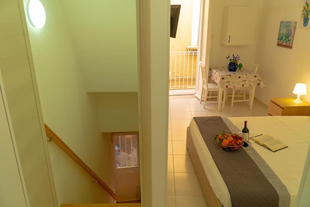 Casa Charm Rosaapartmentsortigia Syrakus Exterior foto